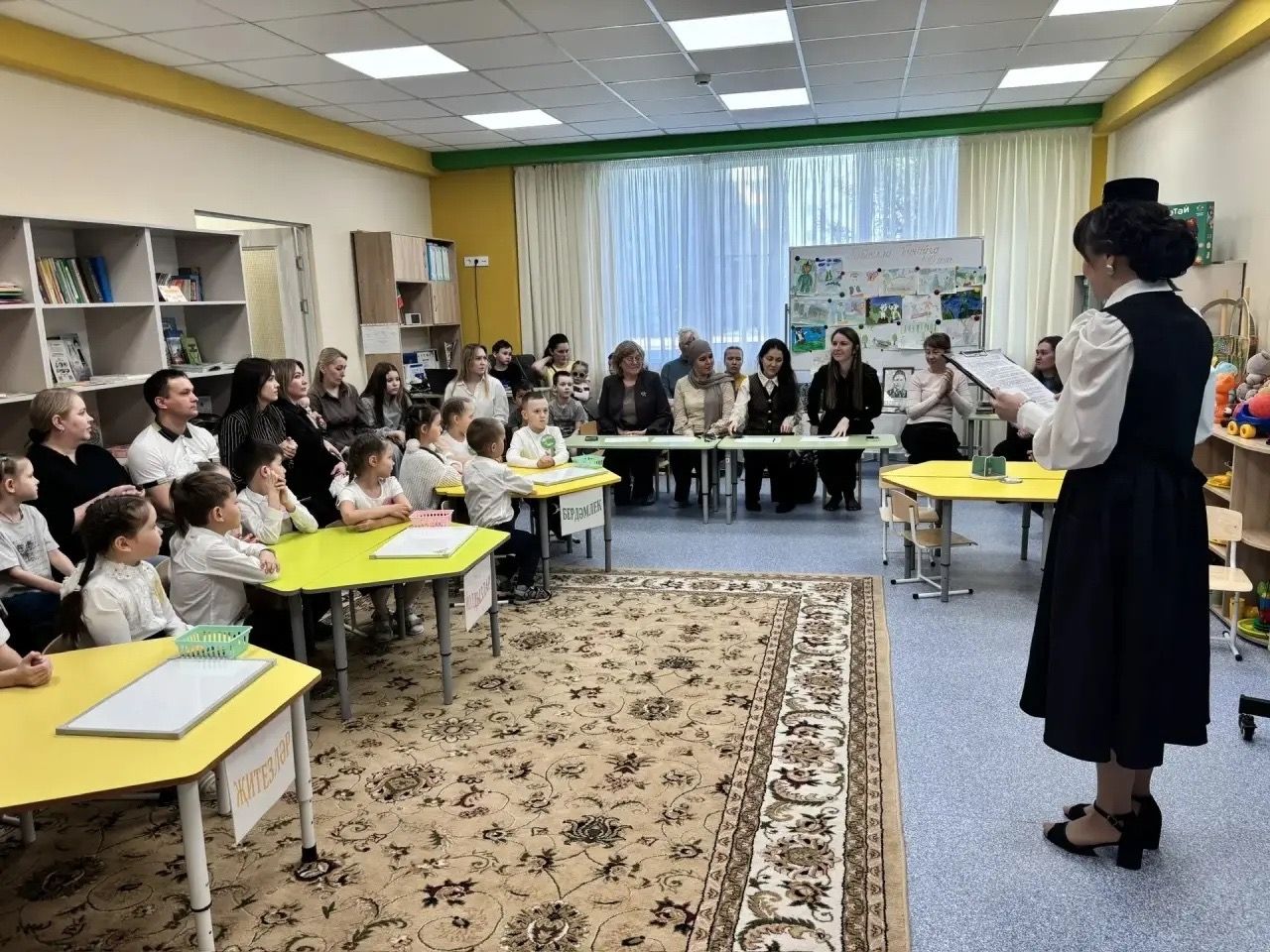 В детском саду «Маленький гений» Менделеевска проведён брейн-ринг «Мин татарча сөйләшәм»