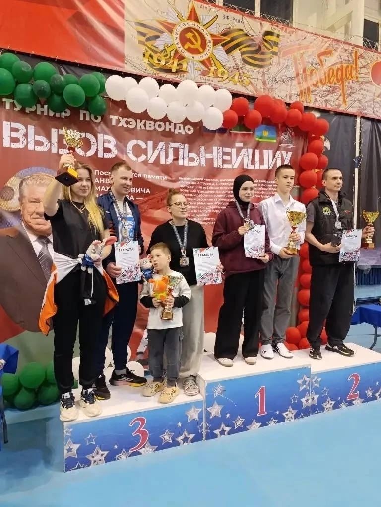 Спортсмены из Менделеевского района завоевали награды на турнире по тхэквондо в Высокогорском районе