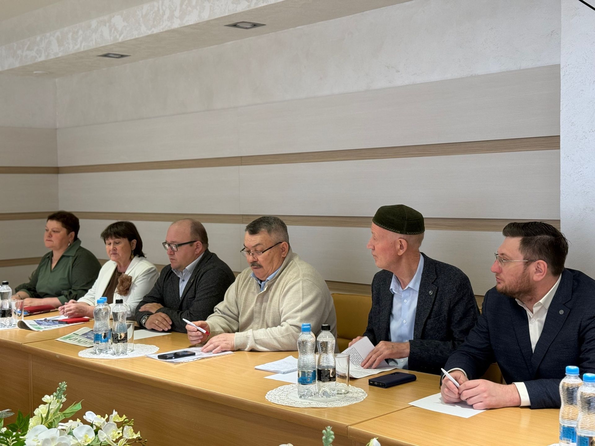 В Менделеевском районе проходит конференция «Иж буе татарлары»