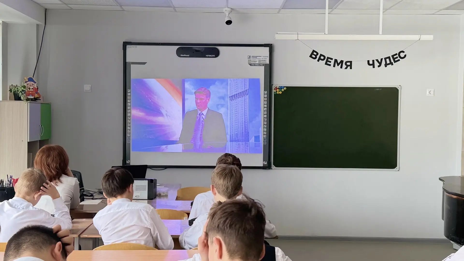 В лицее №3 Менделеевска прошло занятие «Разговоры о важном», посвящённое Дню космонавтики