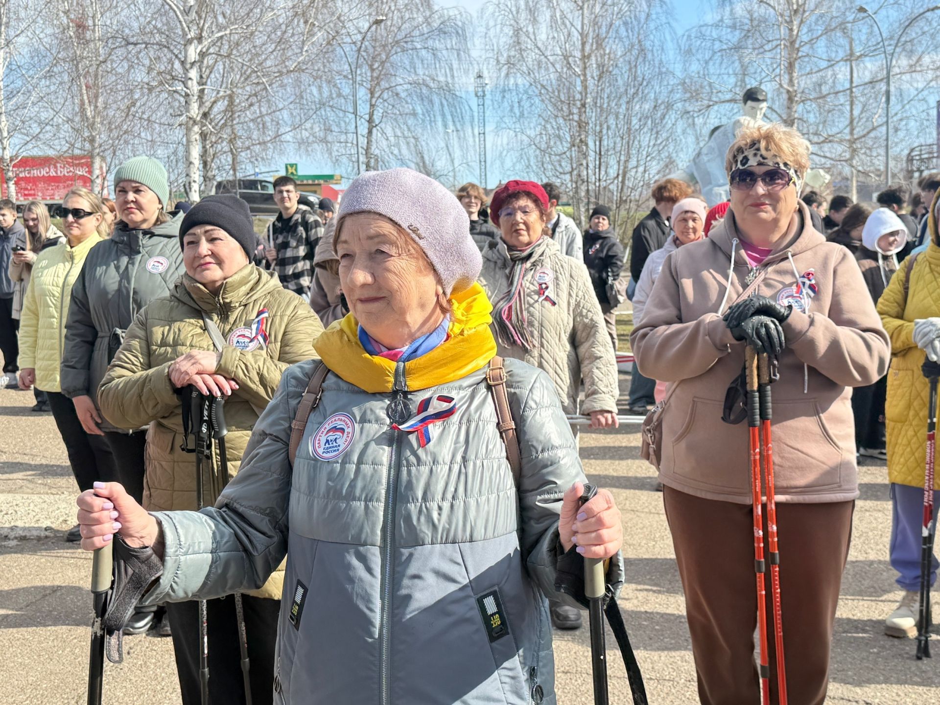 Жители Менделеевска сделали «10 000 шагов к жизни»