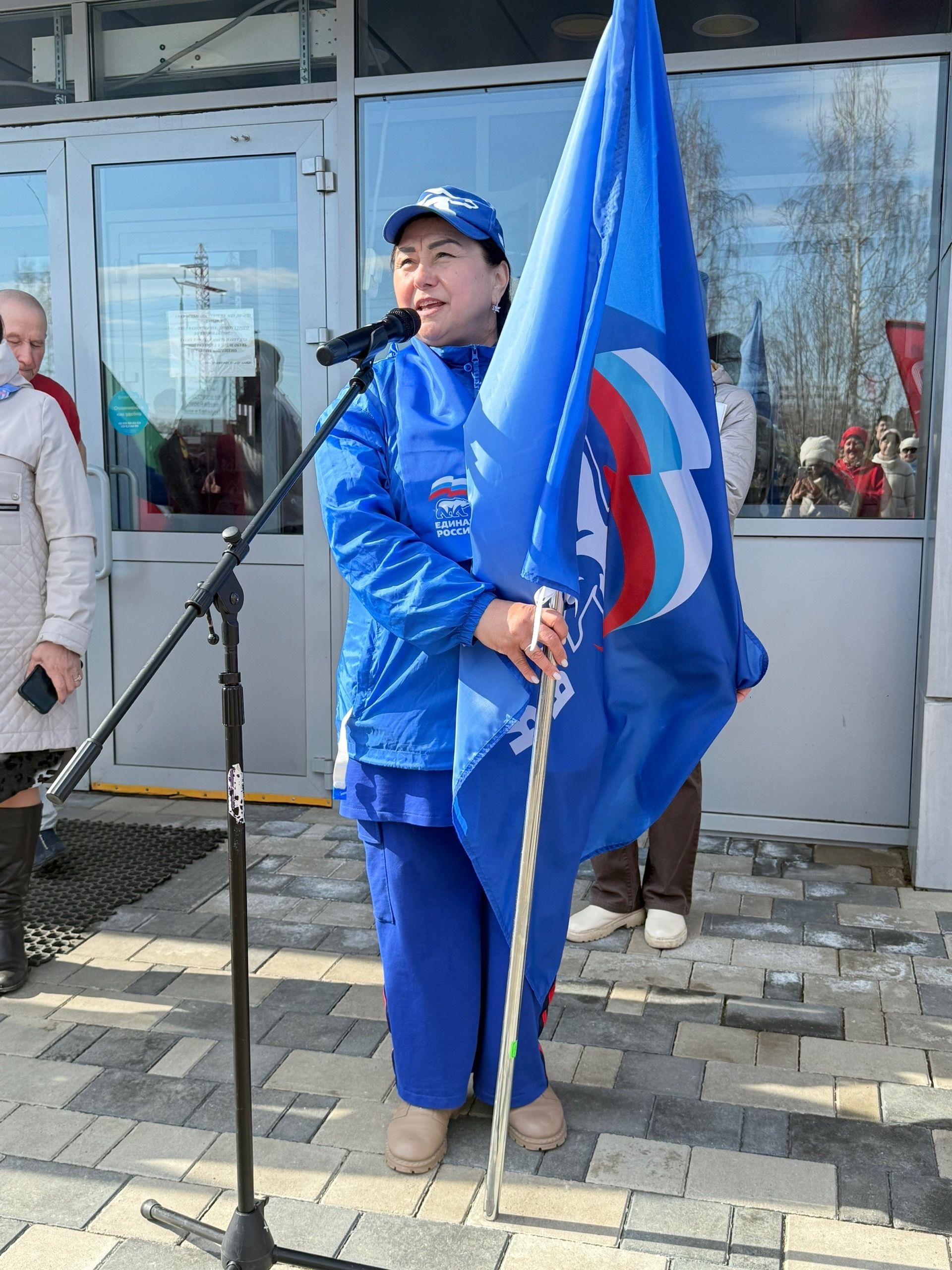 Жители Менделеевска сделали «10 000 шагов к жизни»