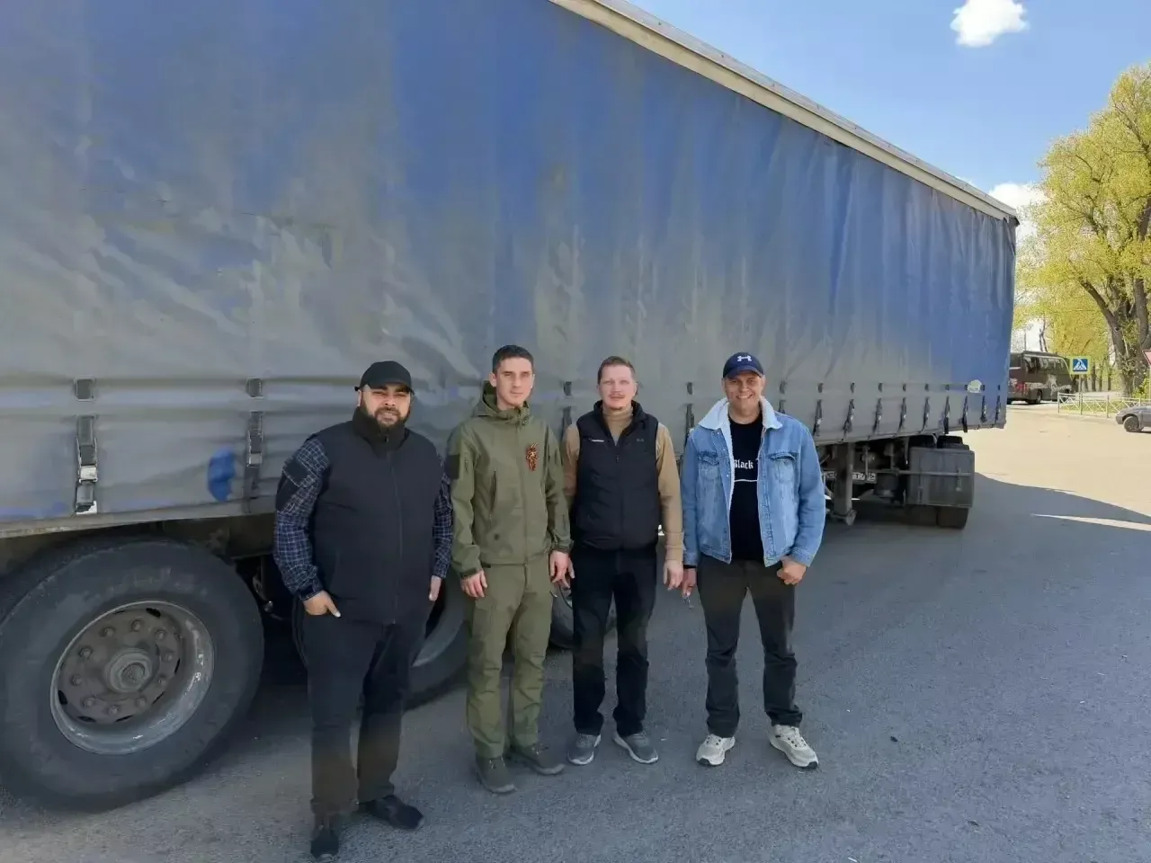 Глава района Роберт Искандаров доставил гуманитарную помощь в зону специальной военной операции