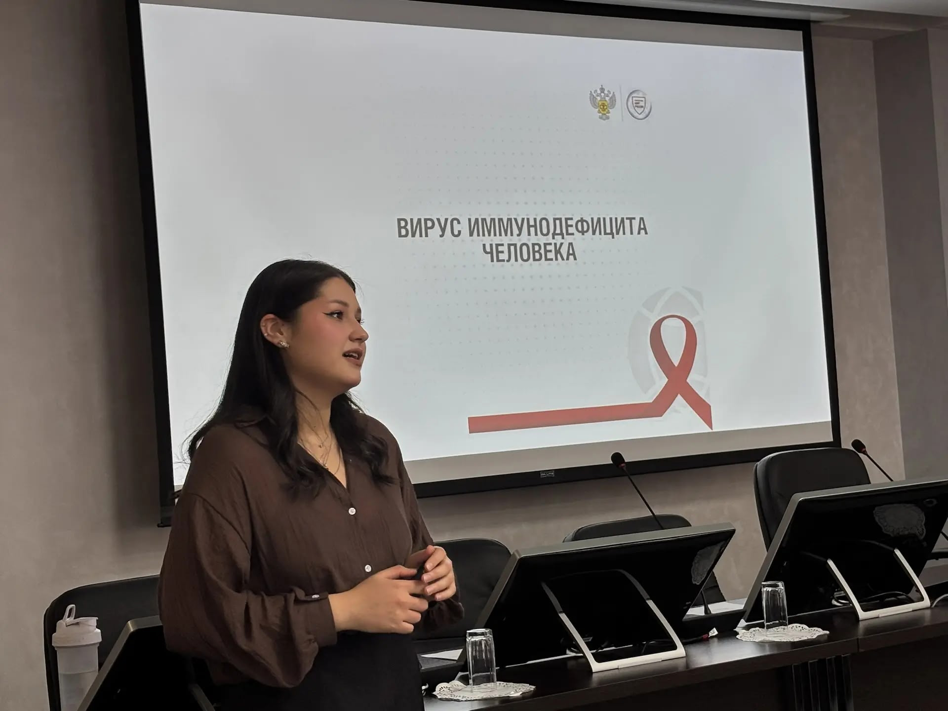 Врач-эпидемиолог Менделеевска рассказала о профилактике ВИЧ и клещевого энцефалита