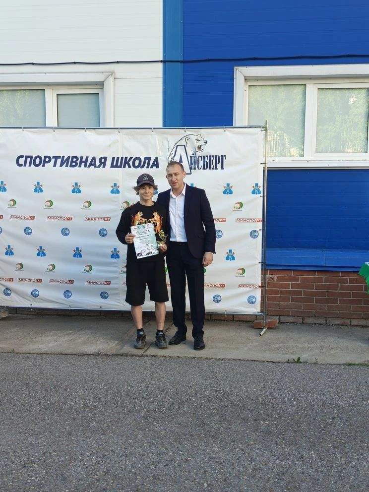 Хоккейная команда «Айсберг» из Менделеевска завершила сезон в десятке лучших школ Татарстана