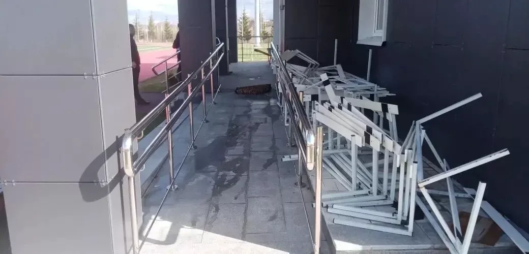 Исполком и общество инвалидов проверили пандусы и подъёмники в социальных объектах Менделеевска