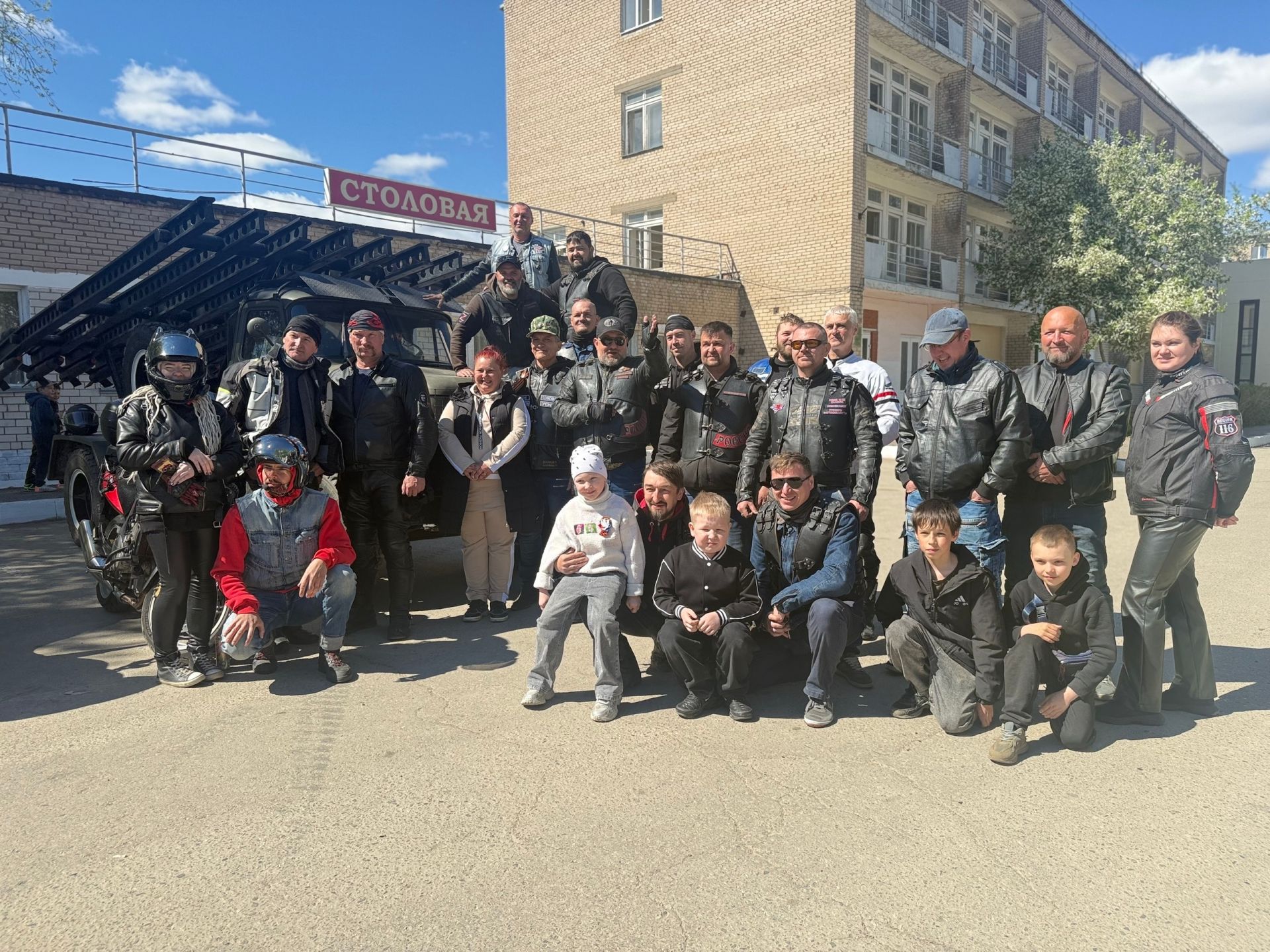 В Менделеевск на День Победы приехали «Ночные волки»