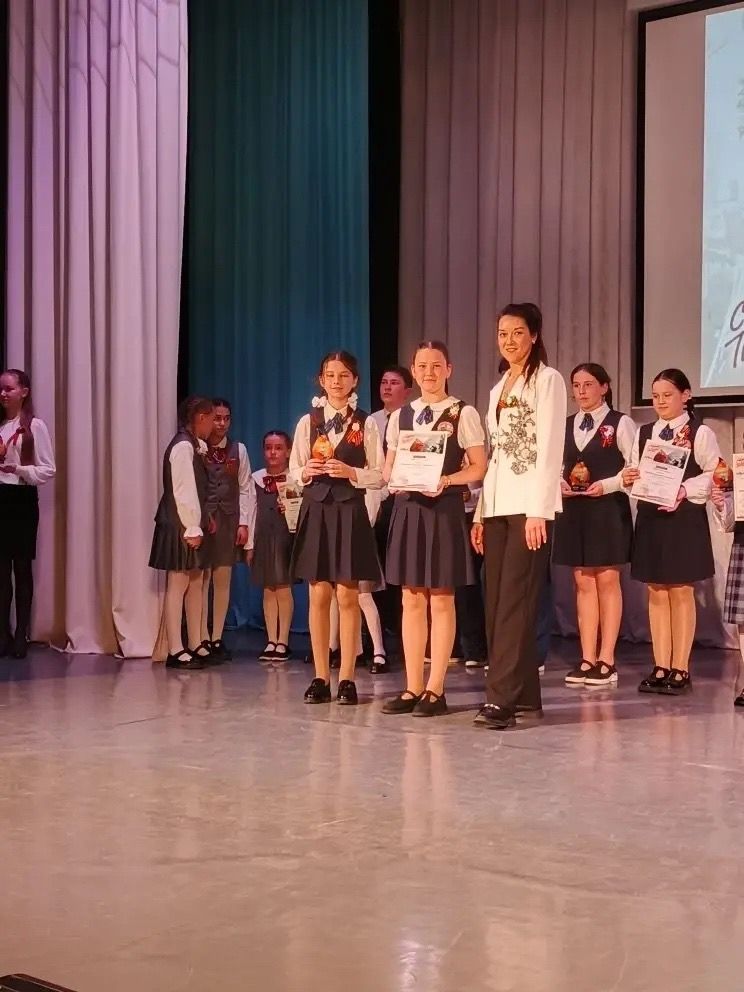 В Менделеевске прошел II районный конкурс хоров «Во славу Отечества» с участием 799 школьников