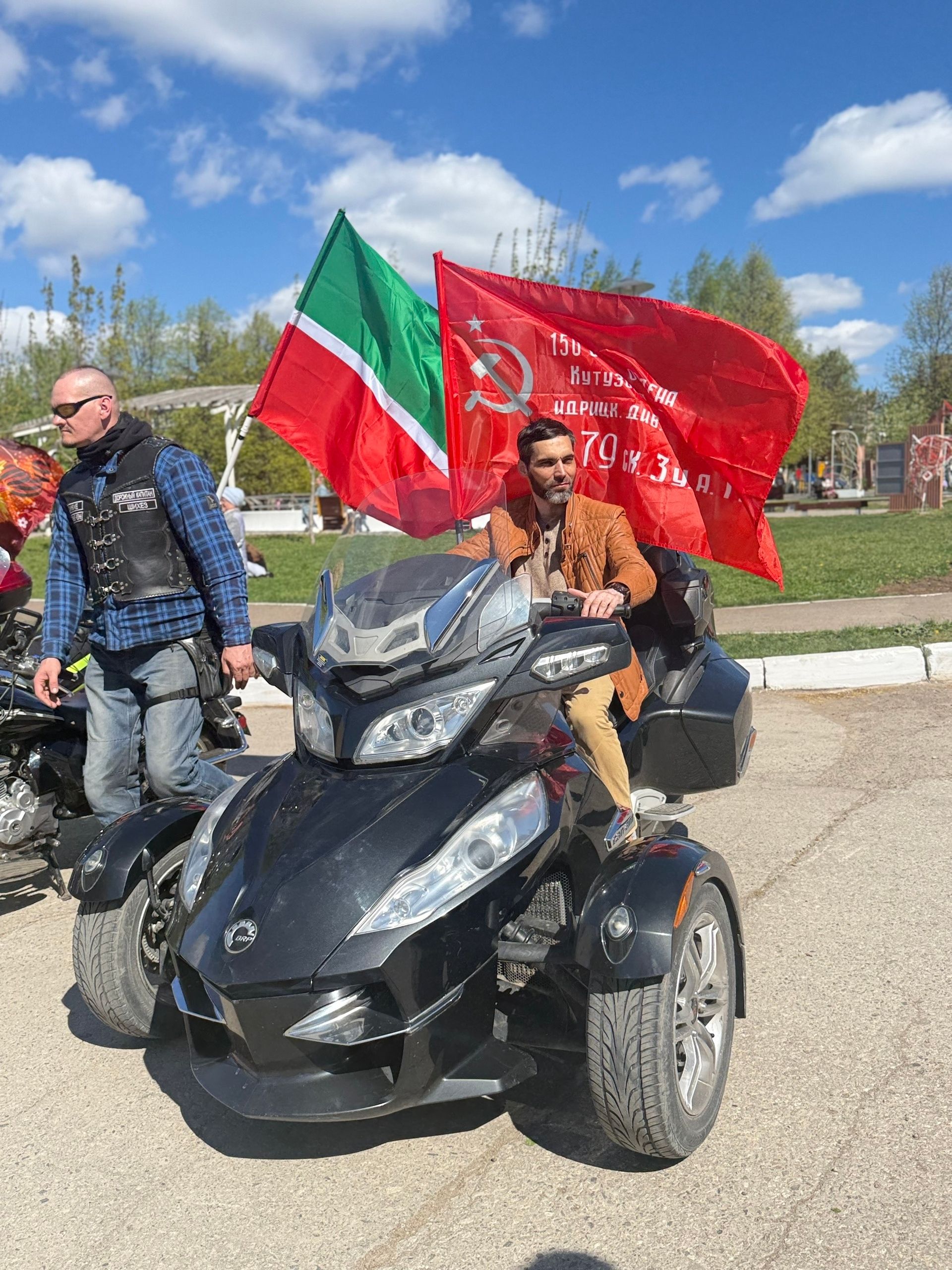 В Менделеевск на День Победы приехали «Ночные волки»