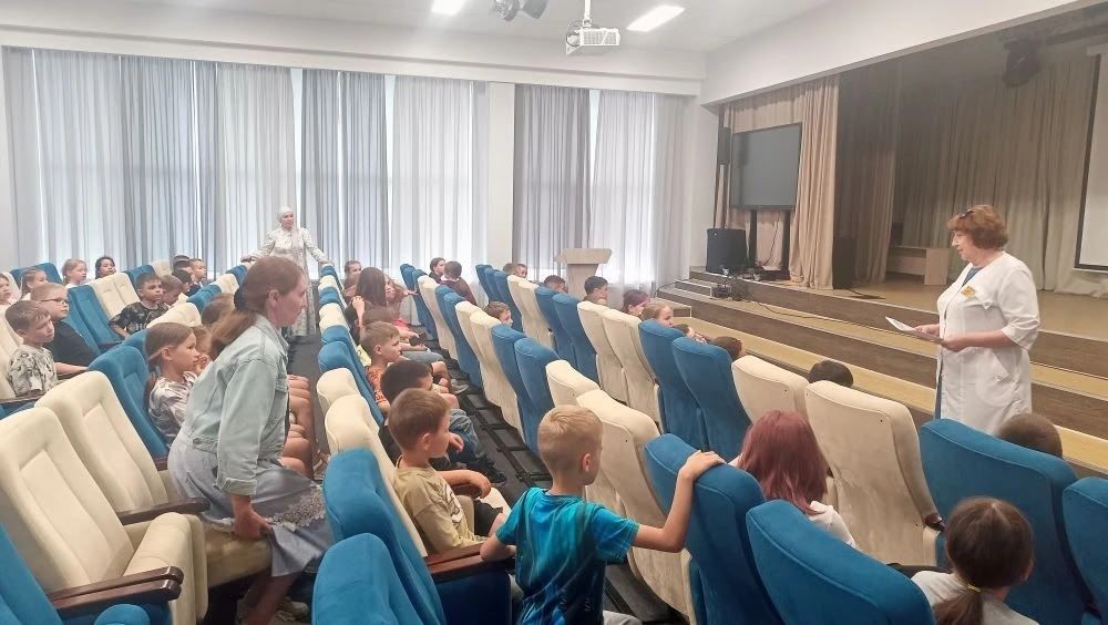 Неделя без экранного шума: как в лицее №3 говорили о гаджетах без морализаторства