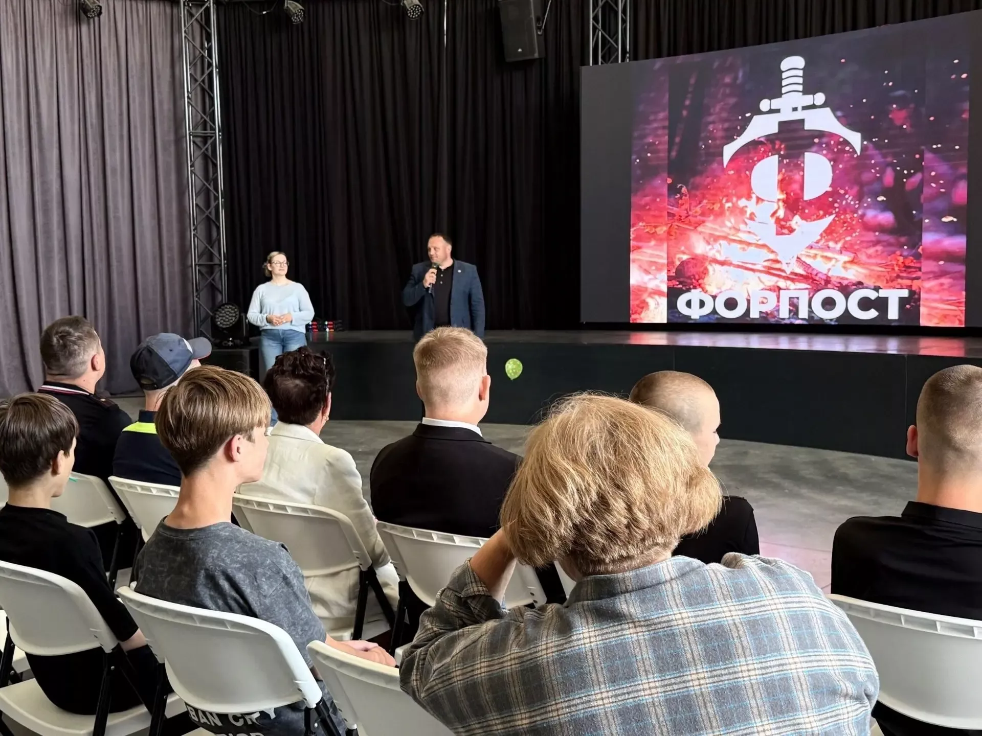 В Менделеевске наградили отряд «Форпост» за охрану порядка на трёх событиях