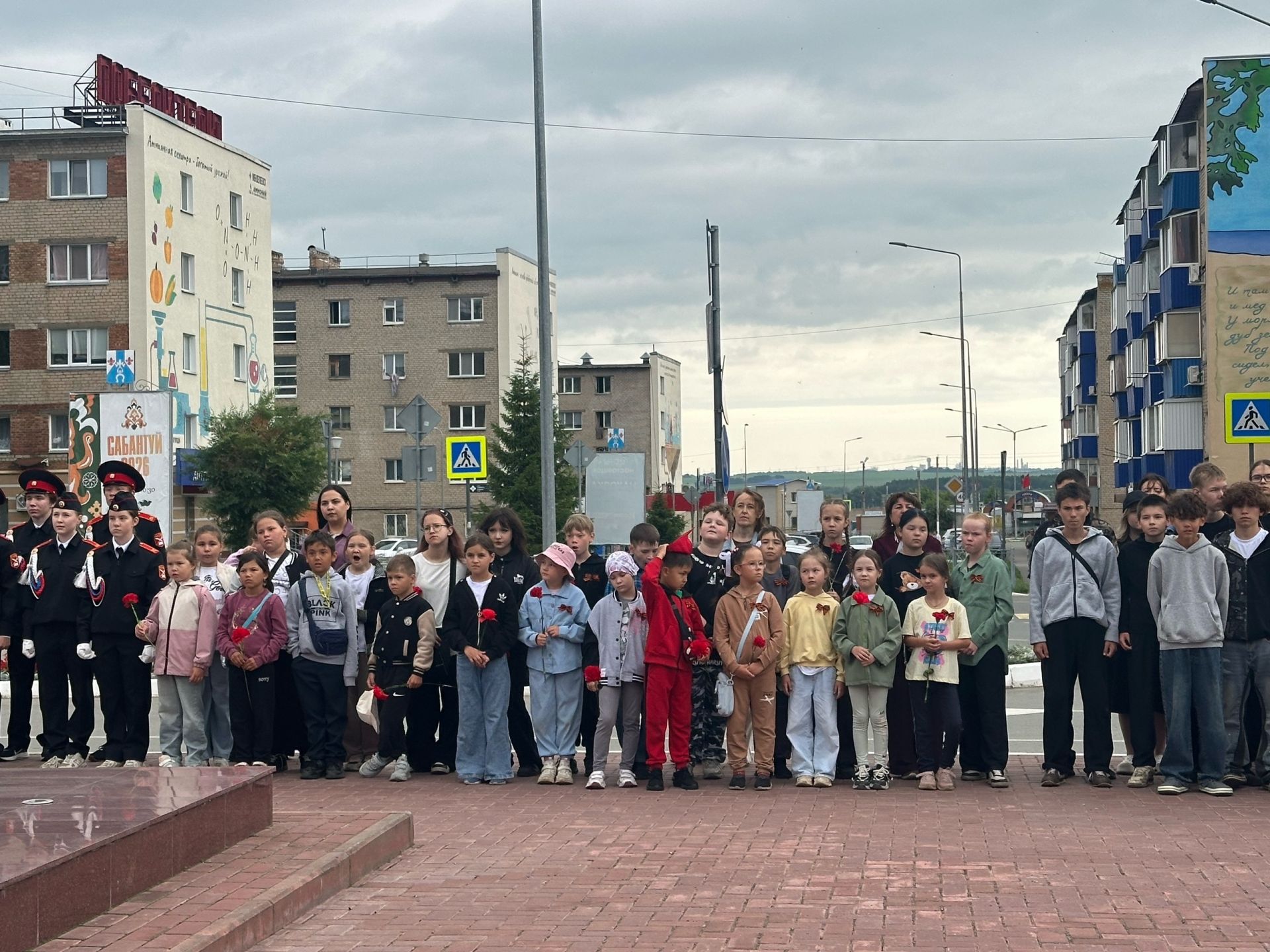 В Менделеевске прошёл митинг к Дню памяти и скорби у Вечного огня