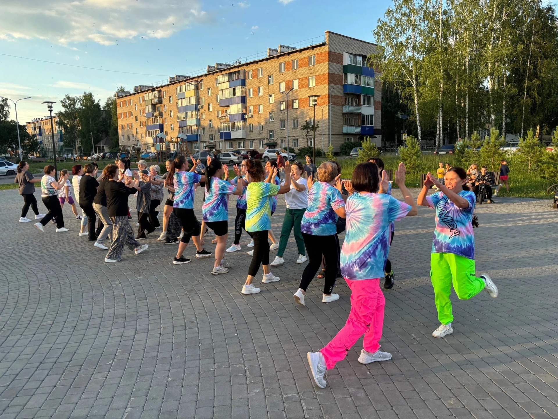 В Менделеевске участницы собрались на тренировку в рамках летнего проекта «Купол. Фит»