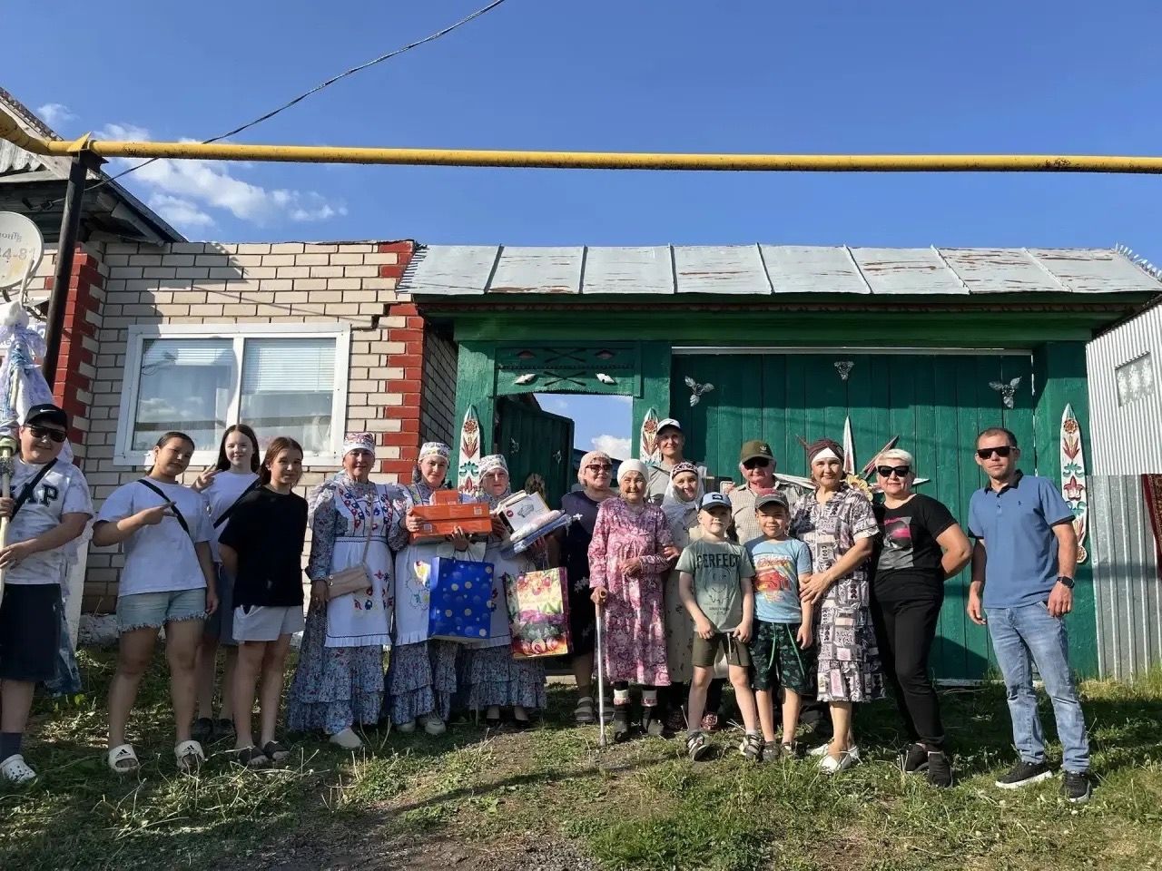 В сёлах Менделеевского района собрали подарки к Сабантую