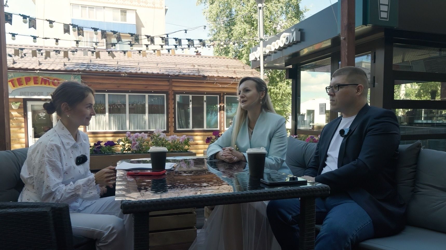 В новом выпуске подкаста «ПРО людей и для людей» — режиссёры фильма «Осколки трёх времен»