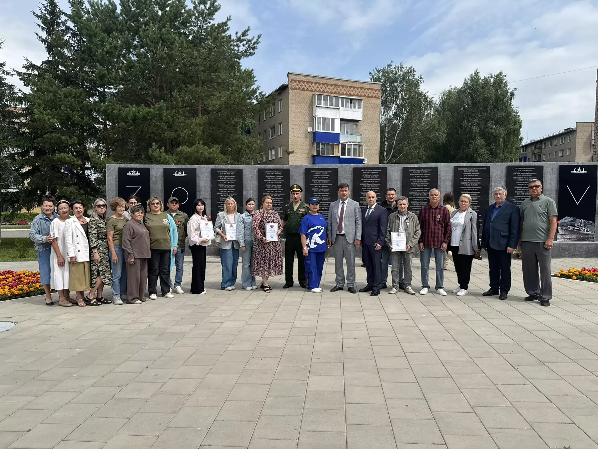 В Менделеевске прошёл митинг в День ветерана боевых действий