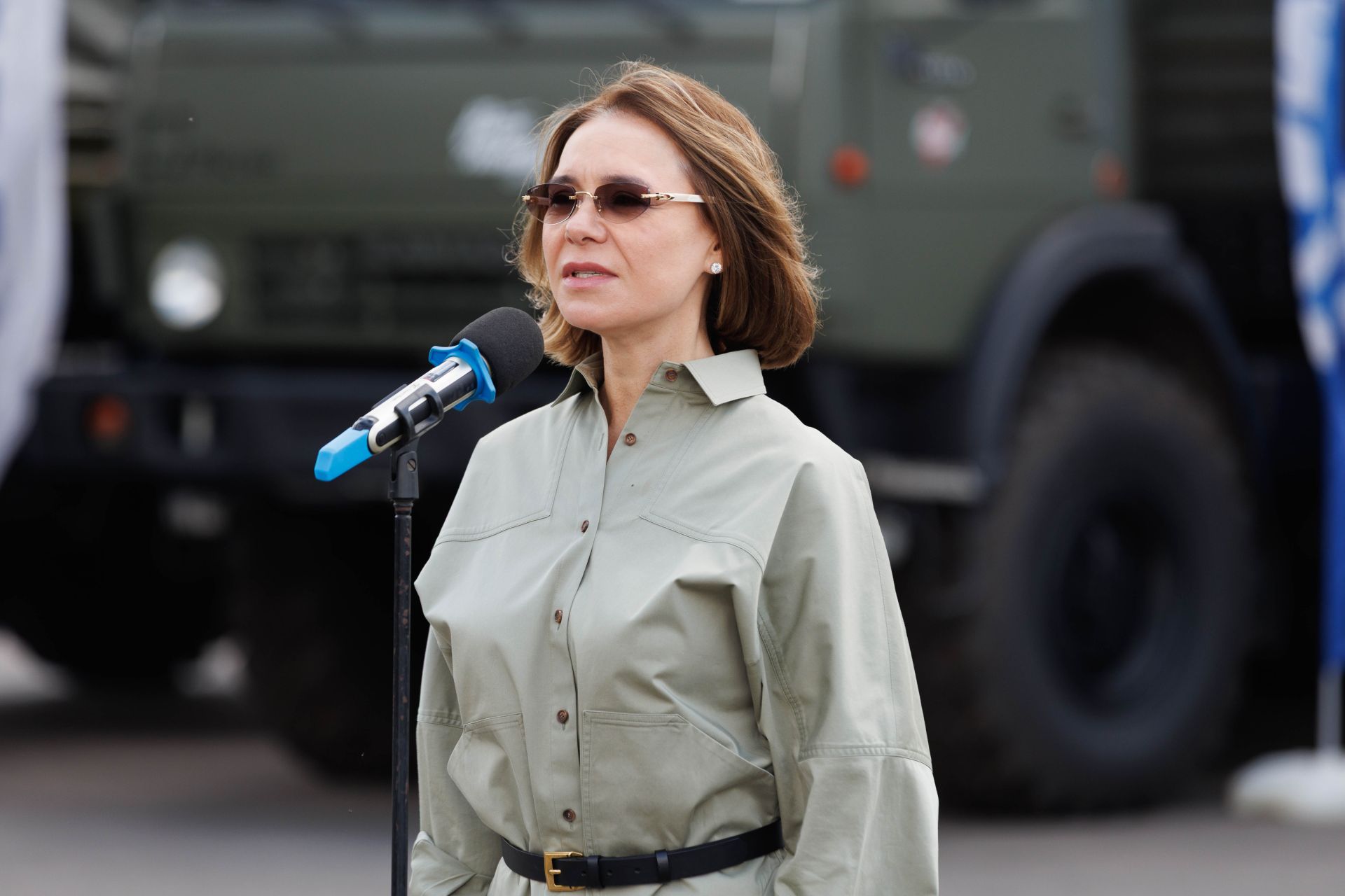Депутат Госдумы Альфия Когогина передала гуманитарный конвой подшефным полкам