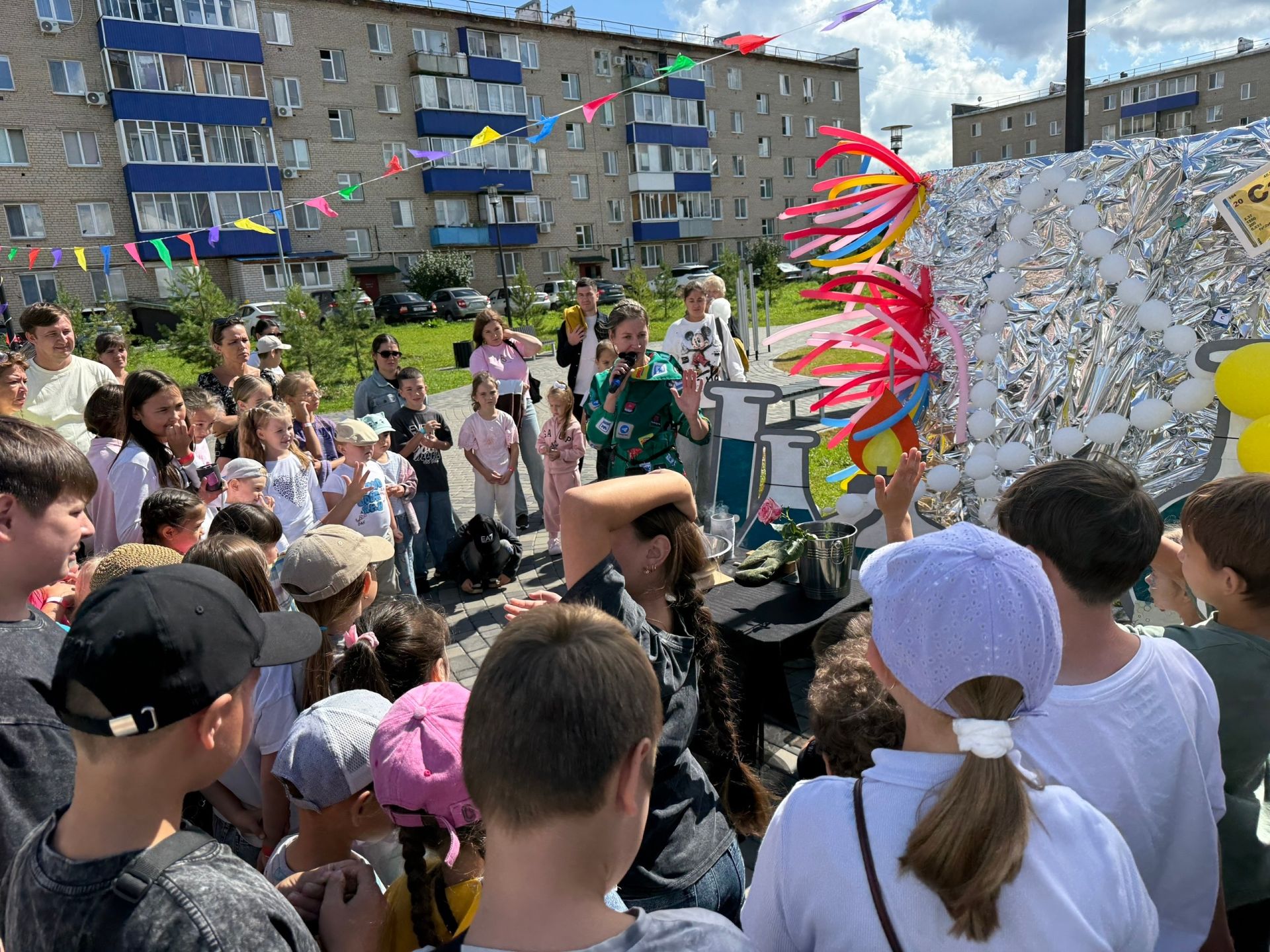В Менделеевске прошел яркий семейный праздник, посвященный началу учебного года