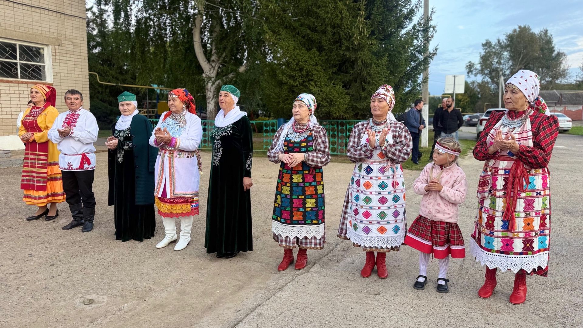 В Менделеевском районе организовали яркий фестиваль дружбы