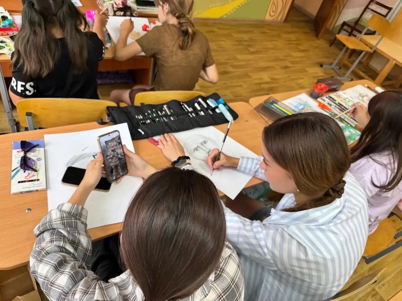 В Детской школе искусств Менделеевска прошёл фестиваль «Мой папа — Герой»