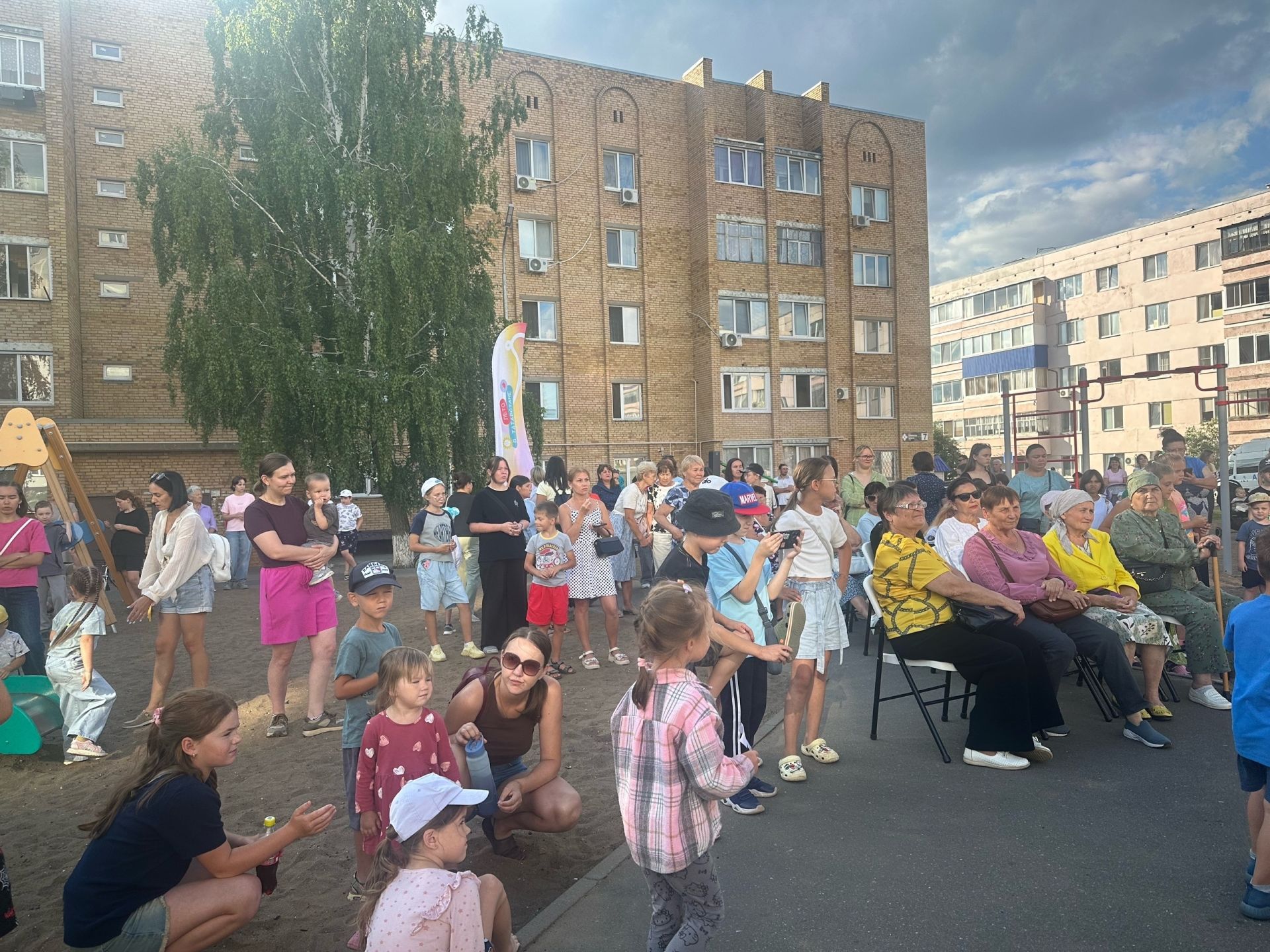 Менделеевск химиклар шәһәрендә «Күрше-лаборатория» фестивале узды