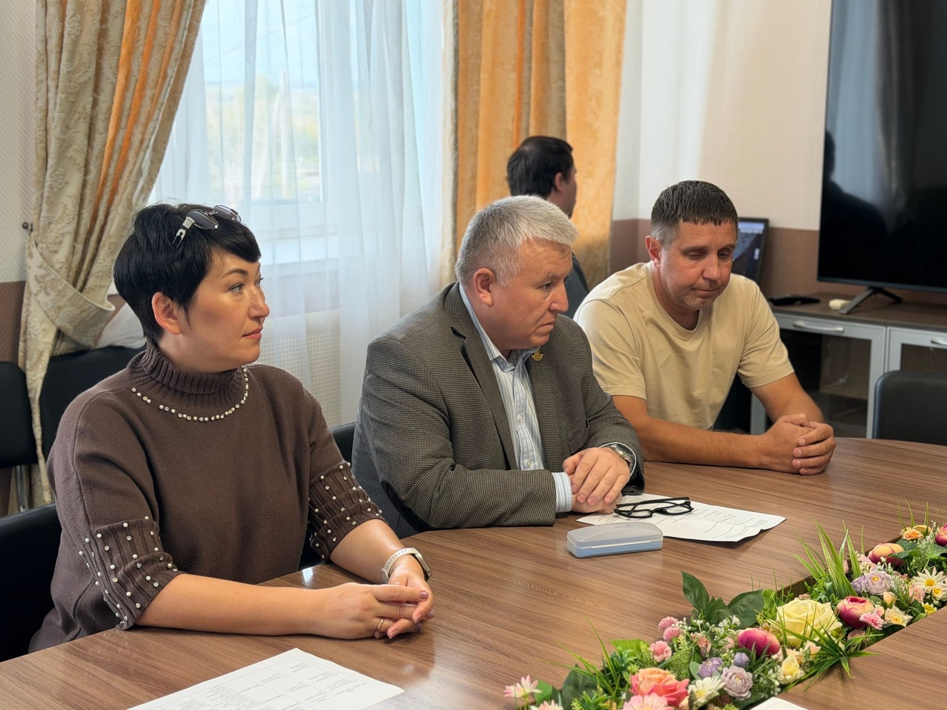 На приёме у главы района рассмотрели вопросы гемодиализа, льгот, жилья и водоснабжения
