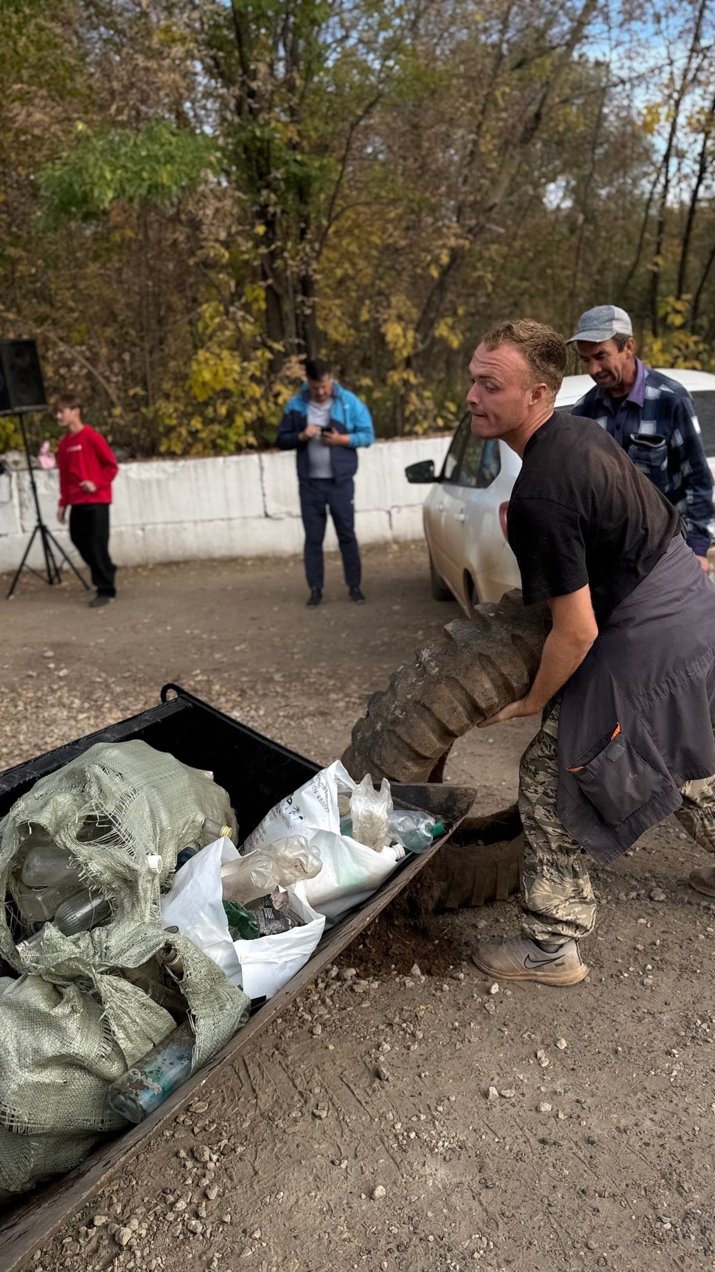 В Менделеевске в рамках «ЭКО реакции» собрали 1 тонну 626 килограммов мусора