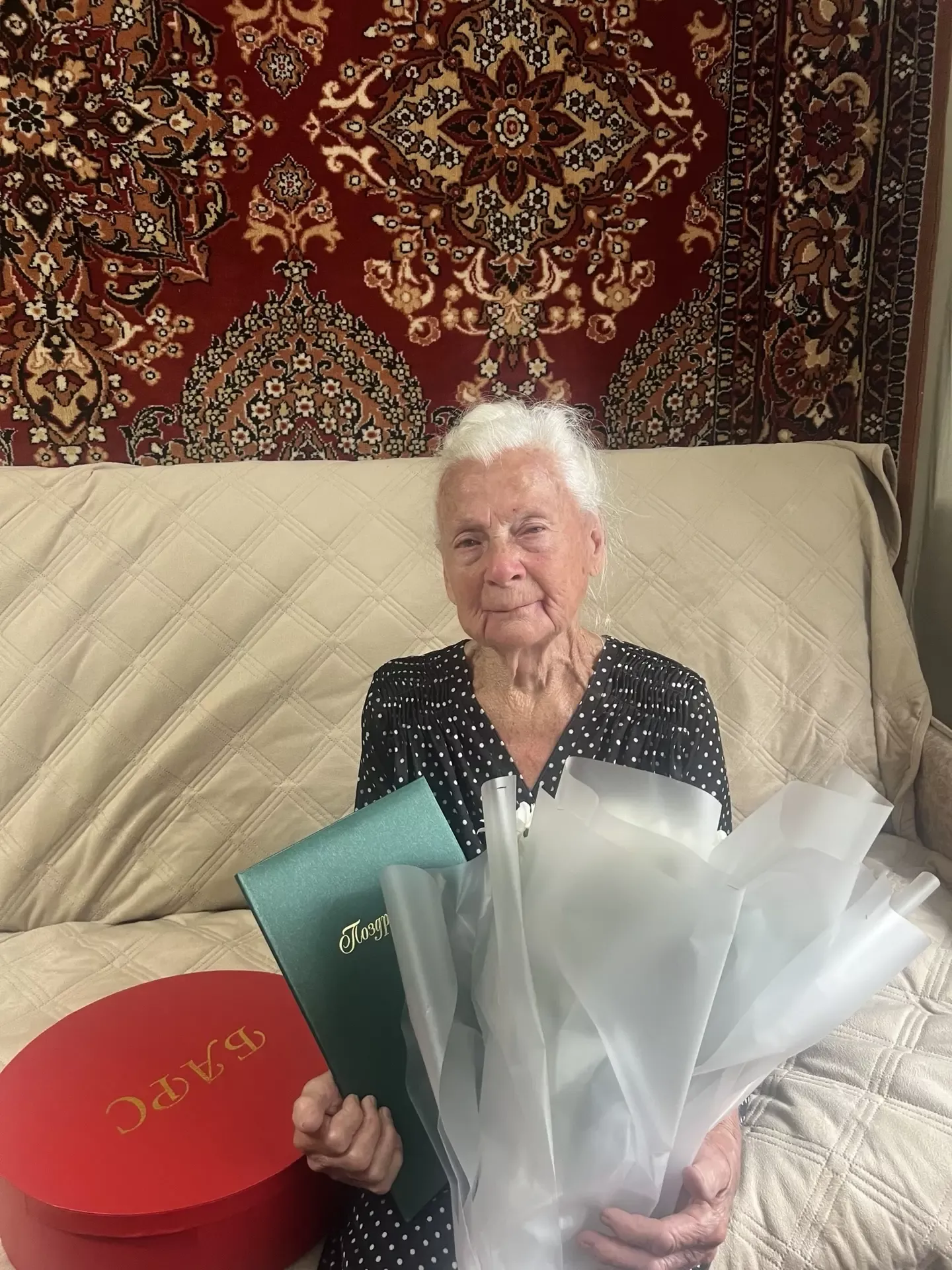 Жительница Менделеевска Вера Модестова отметила 90-летие