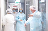 Закон о наставничестве и целевом обучении: Госдума борется с дефицитом врачей