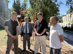 В приюте «Камские зори» в Менделеевске идёт ремонт дороги