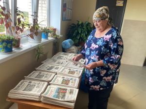 Депутат Рафаэль Гасанов выписал «Менделеевские новости» для жителей Ижёвки