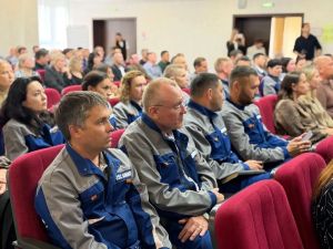 На «Аммонии» прошла встреча трудовых коллективов с главой района и Героем России