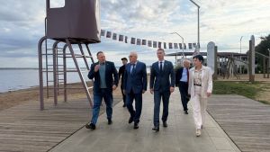 Экскурсия по Менделеевску: депутат Олег Морозов посетил ключевые объекты города