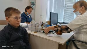 Врачи детской поликлиники Менделеевской ЦРБ напомнили правила безопасности на воде