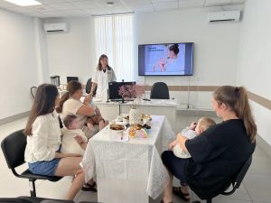 В детской поликлинике Менделеевска прошла встреча мам с педиатром