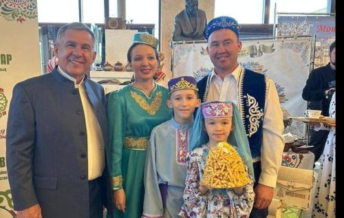 Менделеевцы выступают на Фестивале родословной «Эхо веков в истории семьи — Тарихта без эзлебез»