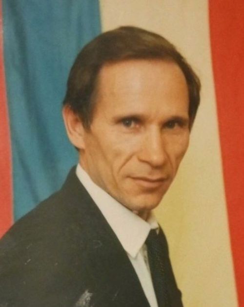 Учитель Вагиз Шакиров живёт в памяти выпускников школы №2 Менделеевска