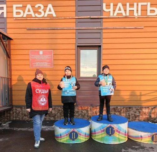 В Менделеевске юные лыжники закрыли сезон гонками в рамках ГТО