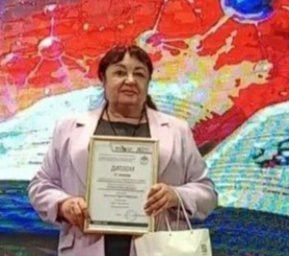 Учитель химии из Менделеевска стала призёром республиканского конкурса «Педагогические находки»