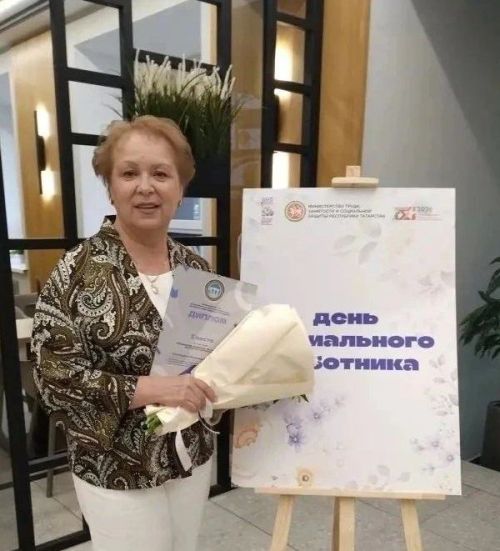 Сотрудница приюта «Камские зори» из Менделеевска получила награду на республиканском конкурсе соцработников
