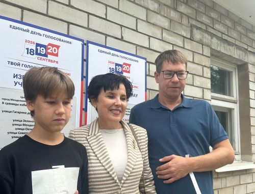 Заместитель главы Менделеевского района Лейсан Галеева исполнила гражданский долг