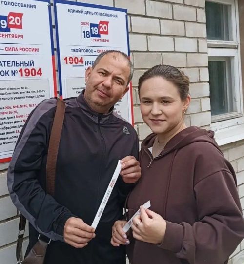 Семья Ахметзяновых из Менделеевска проголосовала на выборах депутатов Госдумы РФ