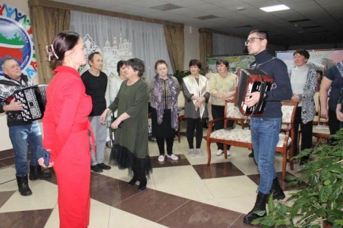 Дворец культуры имени С. Гассара продолжает реализацию проекта «Творческая мастерская народного танца «Бондюжский перепляс»