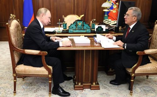 «Хорошо работает!» - Рустам Минниханов рассказал Владимиру Путину о перспективах работы химического комплекса АО «Аммоний»