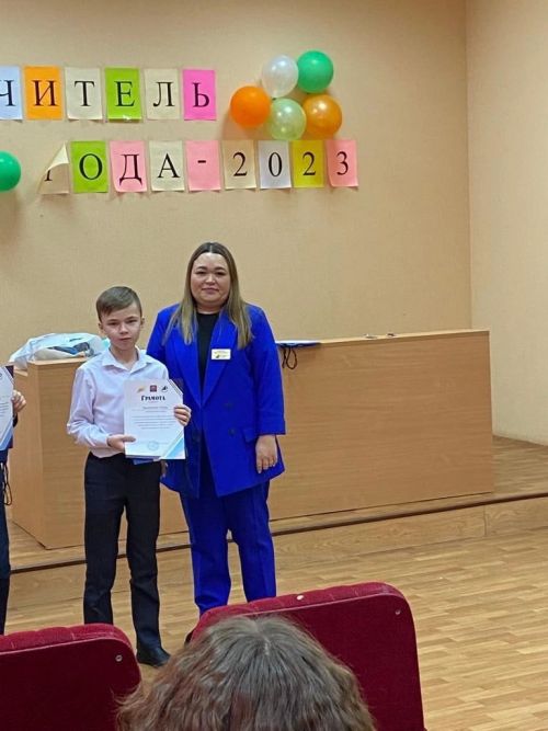 Учащимся школы №4 Менделеевска напомнили правила дорожного движения
