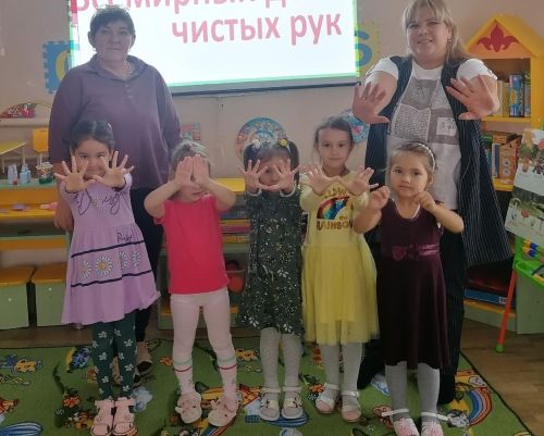 Библиотекарь Мунайкинской сельской библиотеки провела познавательный час