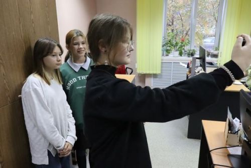 В «Менделеевских новостях» открыли новый сезон Школы журналистики и блогерства «Айдавмедиа»