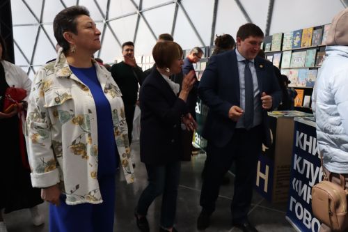 В библиотеки Менделеевского района передадут литературу на 250 тысяч рублей