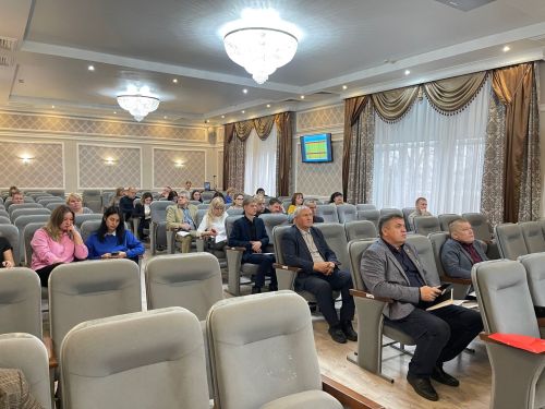 В Менделеевске провели аппаратное совещание Исполнительного комитета
