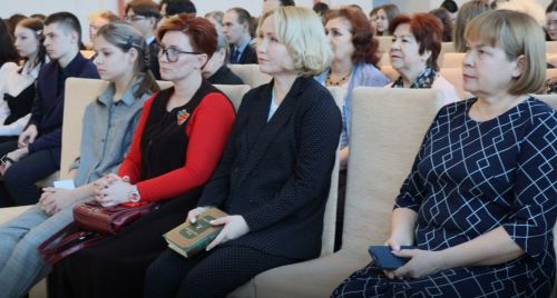 В честь 133-летия со дня рождения Бориса Пастернака в Менделеевске провели литературно-музыкальный вечер